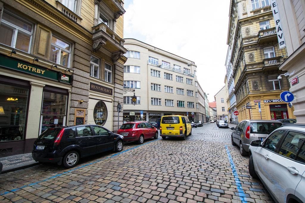 National Theater Ruterra Flat Apartment Prague Room photo